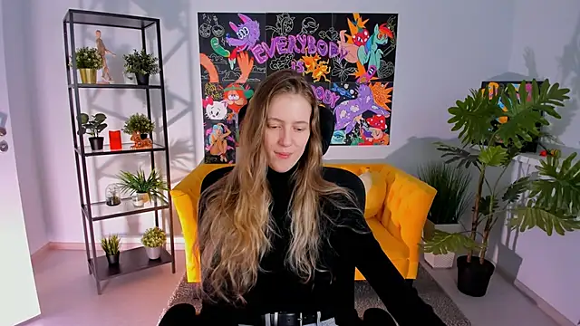 Sharon Evansi online show from February 16, 6:54 pm