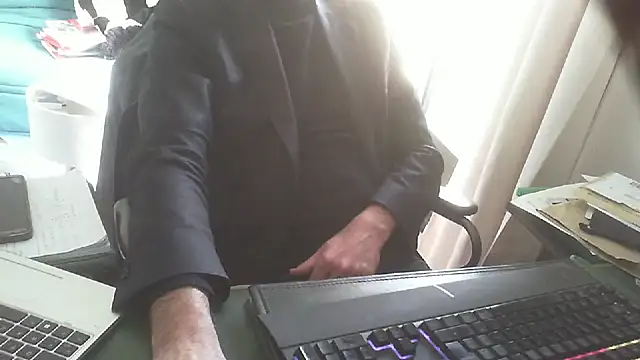 shyfrenchcock1 online show from March 10, 2:33 pm