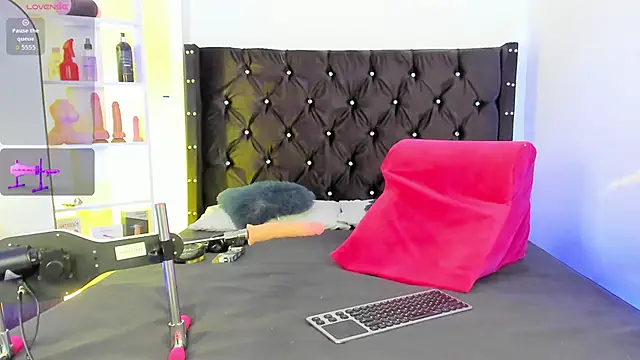 Duriel  online show from November 9, 1:04 am