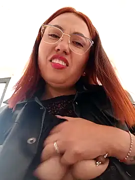 Snapshot of VIOLETA-25_ chatting on January 24, 7:39 pm VIOLETA-25 online show from January 24, 7:39 pm
