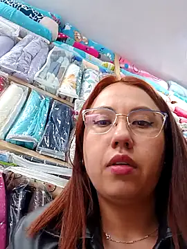Snapshot of VIOLETA-25_ chatting on January 27, 10:06 pm VIOLETA-25 online show from January 27, 10:06 pm