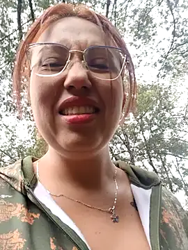 Snapshot of VIOLETA-25_ chatting on February 9, 2:50 pm VIOLETA-25 online show from February 9, 2:50 pm