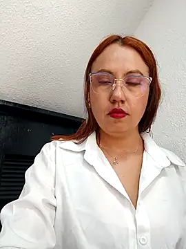 Snapshot of VIOLETA-25_ chatting on February 23, 3:40 pm VIOLETA-25 online show from February 23, 3:40 pm