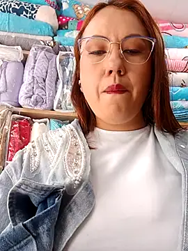 Snapshot of VIOLETA-25_ chatting on February 24, 5:09 pm VIOLETA-25 online show from February 24, 5:09 pm