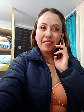 Snapshot of VIOLETA-25_ chatting on September 11, 3:23 pm VIOLETA-25 online show from September 11, 3:23 pm