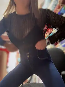 VIOLETA-25  online show from November 24, 3:12 pm