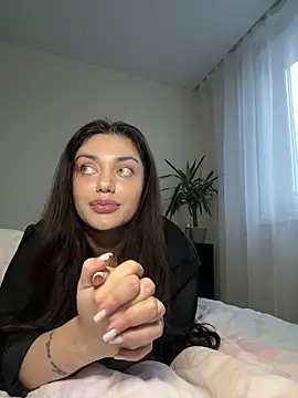 Sweet Khalifa  online show from January 18, 1:08 pm