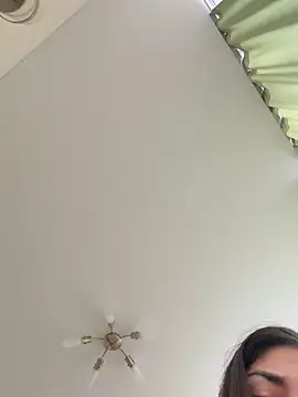 Sweet Khalifa  online show from February 23, 8:39 am