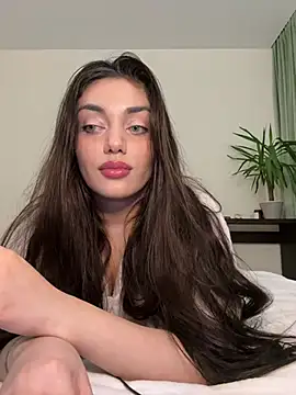 Sweet Khalifa  online show from February 28, 3:37 pm