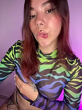 Snapshot of luccianagreyy chatting on February 4, 8:49 pm luccianagreyy online show from February 4, 8:49 pm