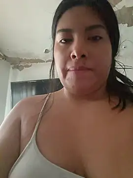 steisy325 online show from July 23, 1:20 pm