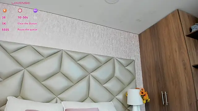 Snapshot of Im_gaia chatting on September 23, 12:30 pm Im gaia online show from September 23, 12:30 pm