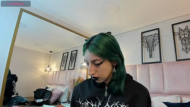 Snapshot of Im_gaia chatting on November 30, 12:31 pm Im gaia online show from November 30, 12:31 pm