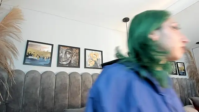 Snapshot of Im_gaia chatting on December 18, 12:22 pm Im gaia online show from December 18, 12:22 pm