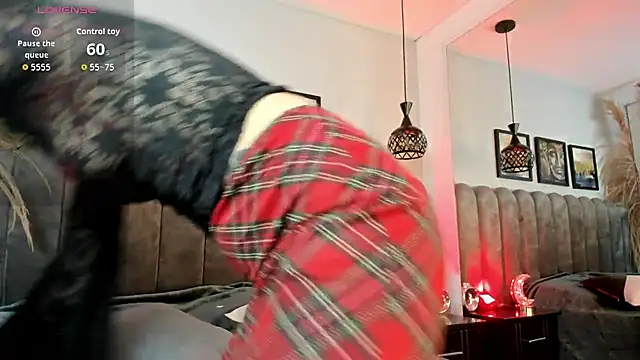 Snapshot of Im_gaia chatting on December 19, 12:12 pm Im gaia online show from December 19, 12:12 pm