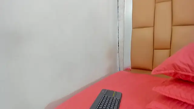 Amy wats0n online show from December 21, 7:38 pm