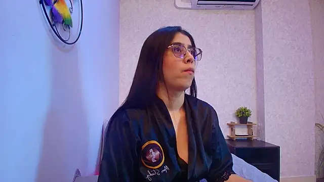 Amy wats0n online show from November 28, 7:05 pm