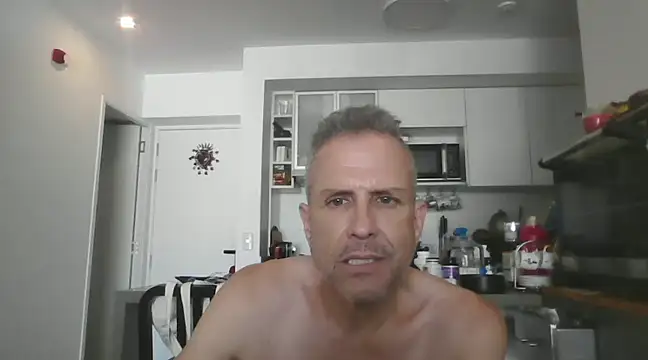 Diegoperrote682661 online show from January 26, 9:40 pm