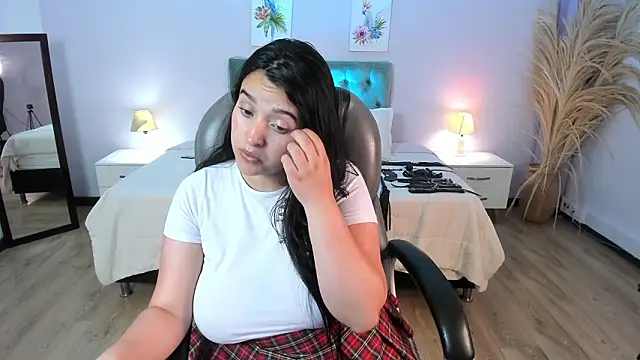 Snapshot of Pamela_cheverry chatting on February 21, 9:10 am Pamela cheverry online show from February 21, 9:10 am