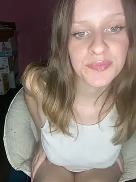 Snapshot of Ms_Angelic chatting on December 4, 7:06 am Ms Angelic online show from December 4, 7:06 am