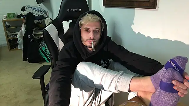 Dylansd online show from March 4, 6:47 am