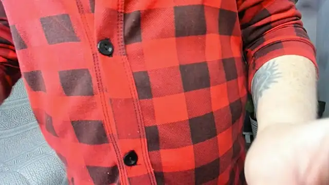 Snapshot of BettyBloom69 chatting on December 1, 5:01 am BettyBloom69 online show from December 1, 5:01 am