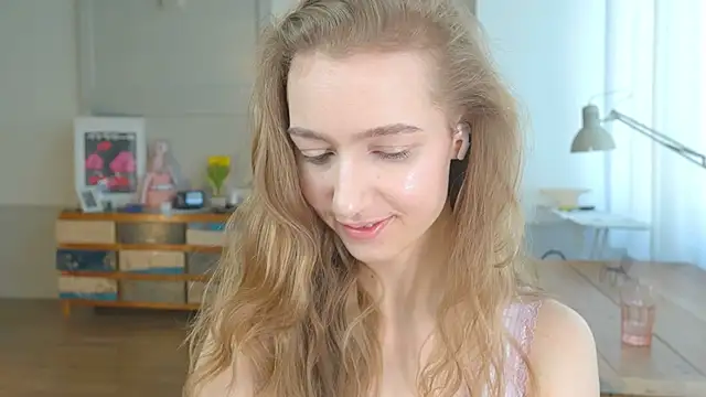 solar bella online show from February 1, 11:10 am