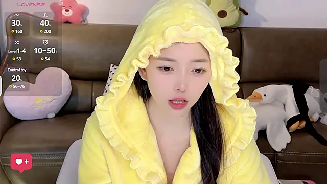 Yilin1999 online show from March 9, 7:23 am