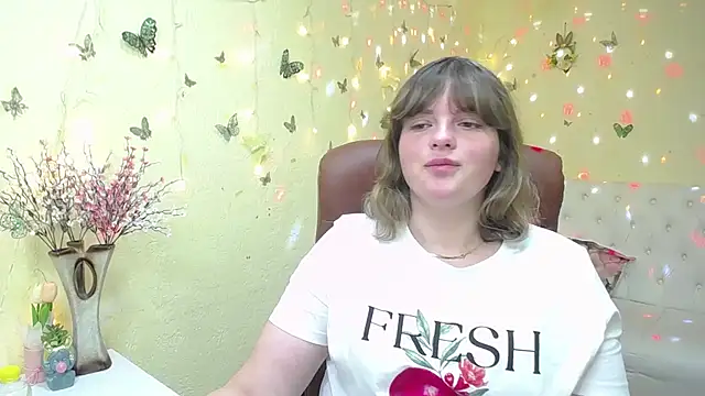 Snapshot of StaceyLex chatting on April 23, 5:19 am StaceyLex online show from April 23, 5:19 am