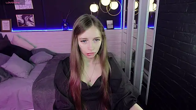 OliviaGentle online show from December 1, 11:47 pm