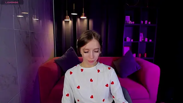 OliviaGentle online show from December 4, 2:09 am