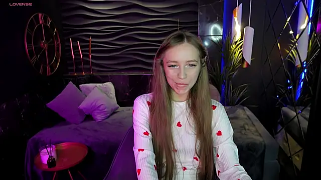 OliviaGentle online show from December 12, 1:10 am