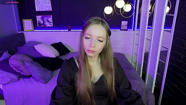 OliviaGentle online show from December 15, 4:29 am