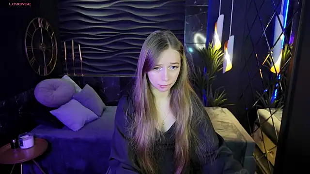 OliviaGentle online show from January 13, 2:39 am