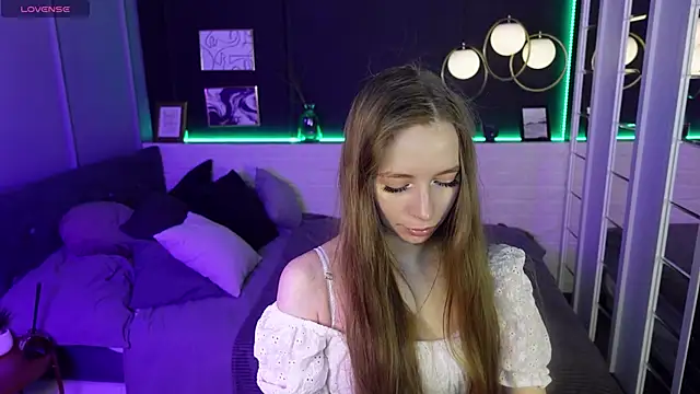 OliviaGentle online show from February 10, 1:57 am