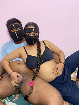 mickey love online show from February 17, 1:21 pm