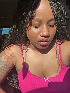 Snapshot of strip4faith chatting on September 12, 9:37 pm strip4faith online show from September 12, 9:37 pm