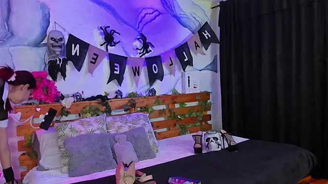 Snapshot of Perla_Franco chatting on October 10, 5:06 am Perla Franco online show from October 10, 5:06 am