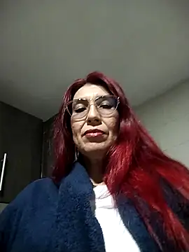 Snapshot of Perla_Franco chatting on November 2, 7:00 am Perla Franco online show from November 2, 7:00 am