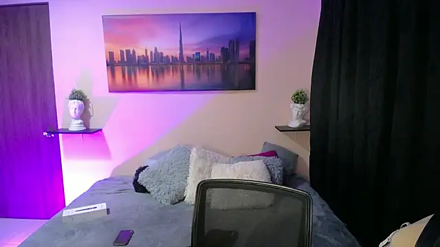 cristal-evanns online show from December 23, 3:50 am