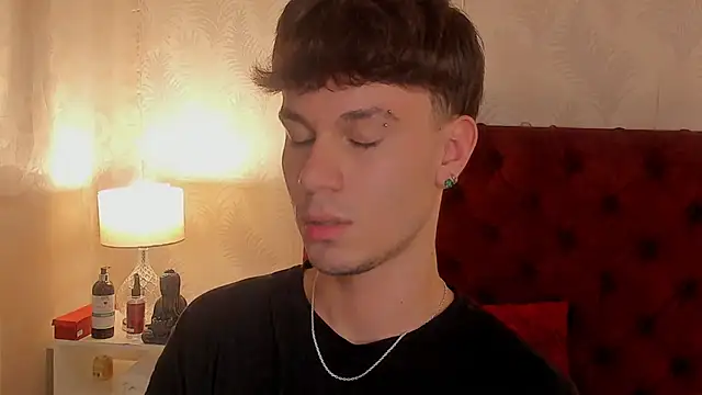 Snapshot of Liam_thunder chatting on January 18, 10:06 am Liam thunder online show from January 18, 10:06 am