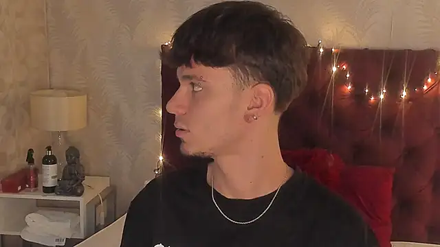 Snapshot of Liam_thunder chatting on January 24, 11:26 am Liam thunder online show from January 24, 11:26 am