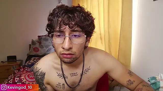 Snapshot of Dereck_Dickson chatting on September 13, 6:40 pm Dereck Dickson online show from September 13, 6:40 pm