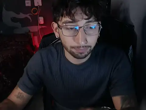 Snapshot of Dereck_Dickson chatting on October 30, 4:58 am Dereck Dickson online show from October 30, 4:58 am