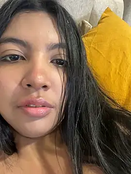 Snapshot of nicole_fisherr chatting on April 1, 6:47 am nicole fisherr online show from April 1, 6:47 am
