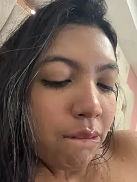 Snapshot of nicole_fisherr chatting on April 29, 7:56 am nicole fisherr online show from April 29, 7:56 am
