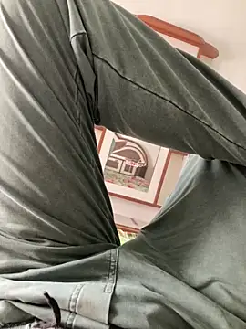 Snapshot of satrr_xxx chatting on May 29, 6:22 am satrr xxx online show from May 29, 6:22 am