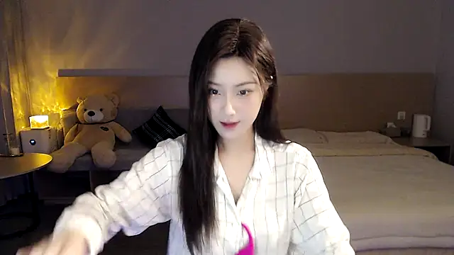 Lucky-baby online show from December 5, 2:55 pm