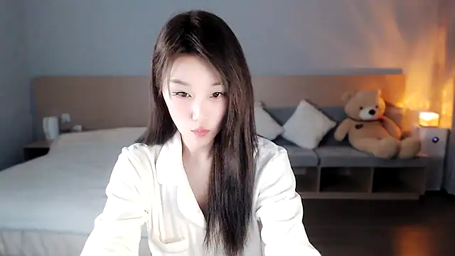 Lucky-baby online show from February 19, 1:39 pm