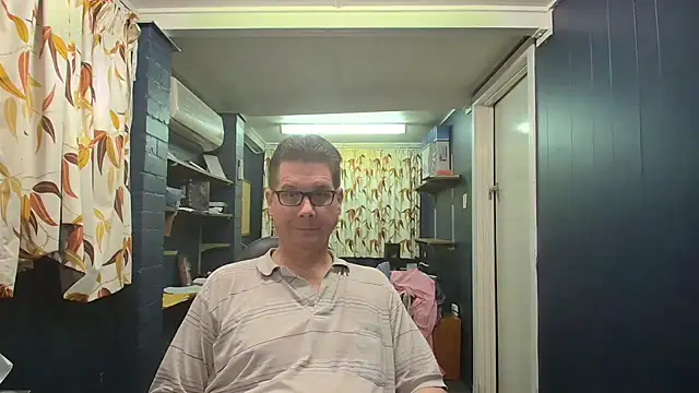 tilobinder online show from November 16, 2:11 pm